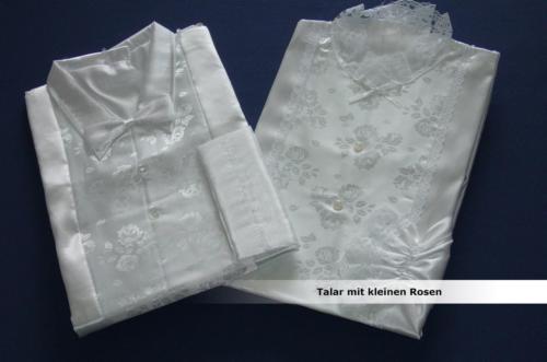 talar-mit-kleinen-rosen